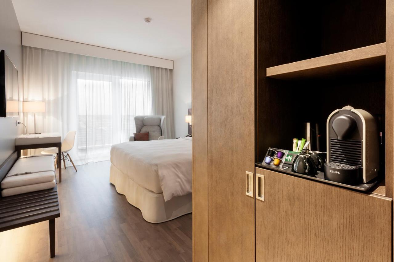 Ac Hotel By Marriott Paris Le Bourget Airport Dugny Екстериор снимка