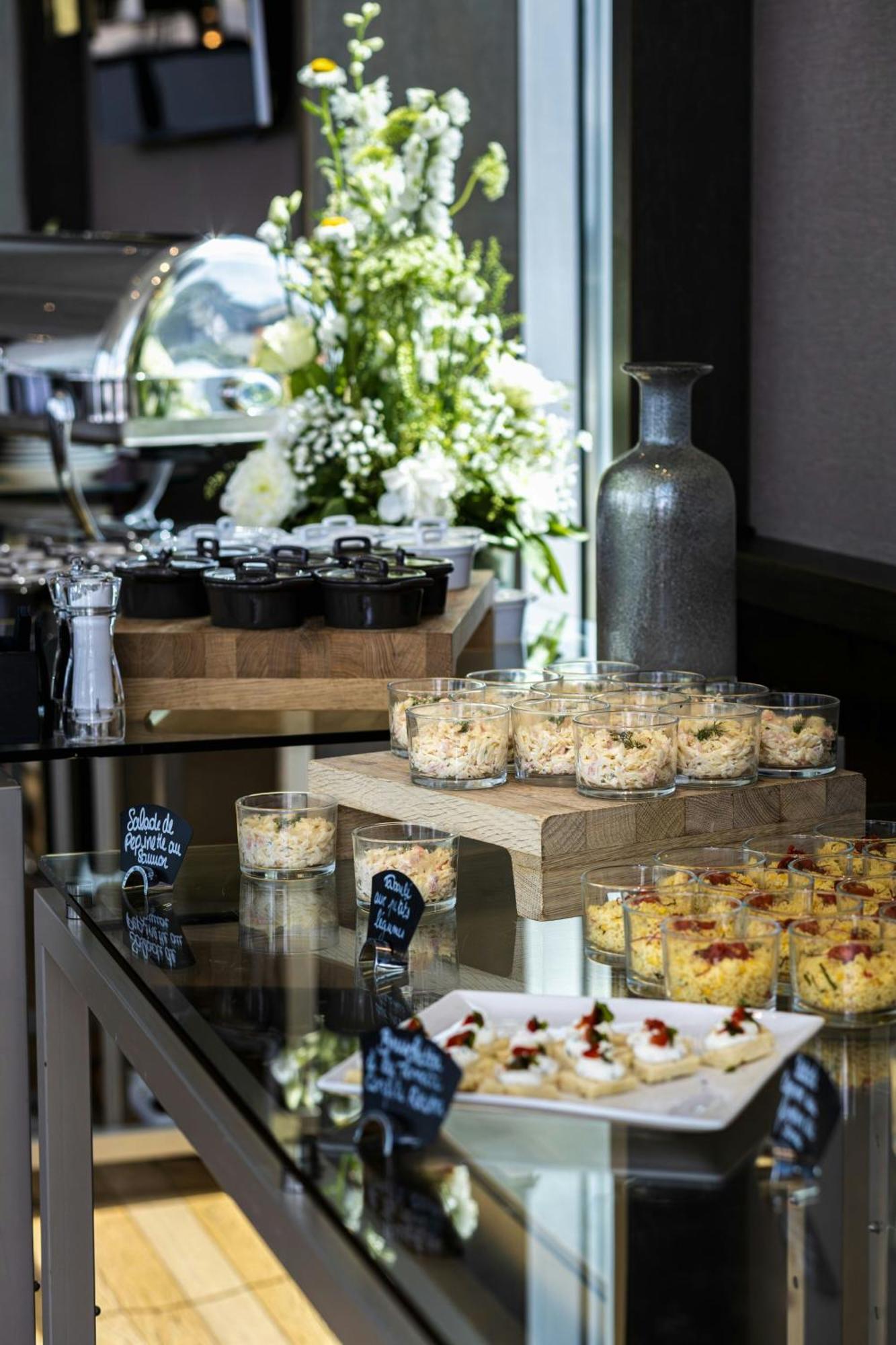 Ac Hotel By Marriott Paris Le Bourget Airport Dugny Екстериор снимка