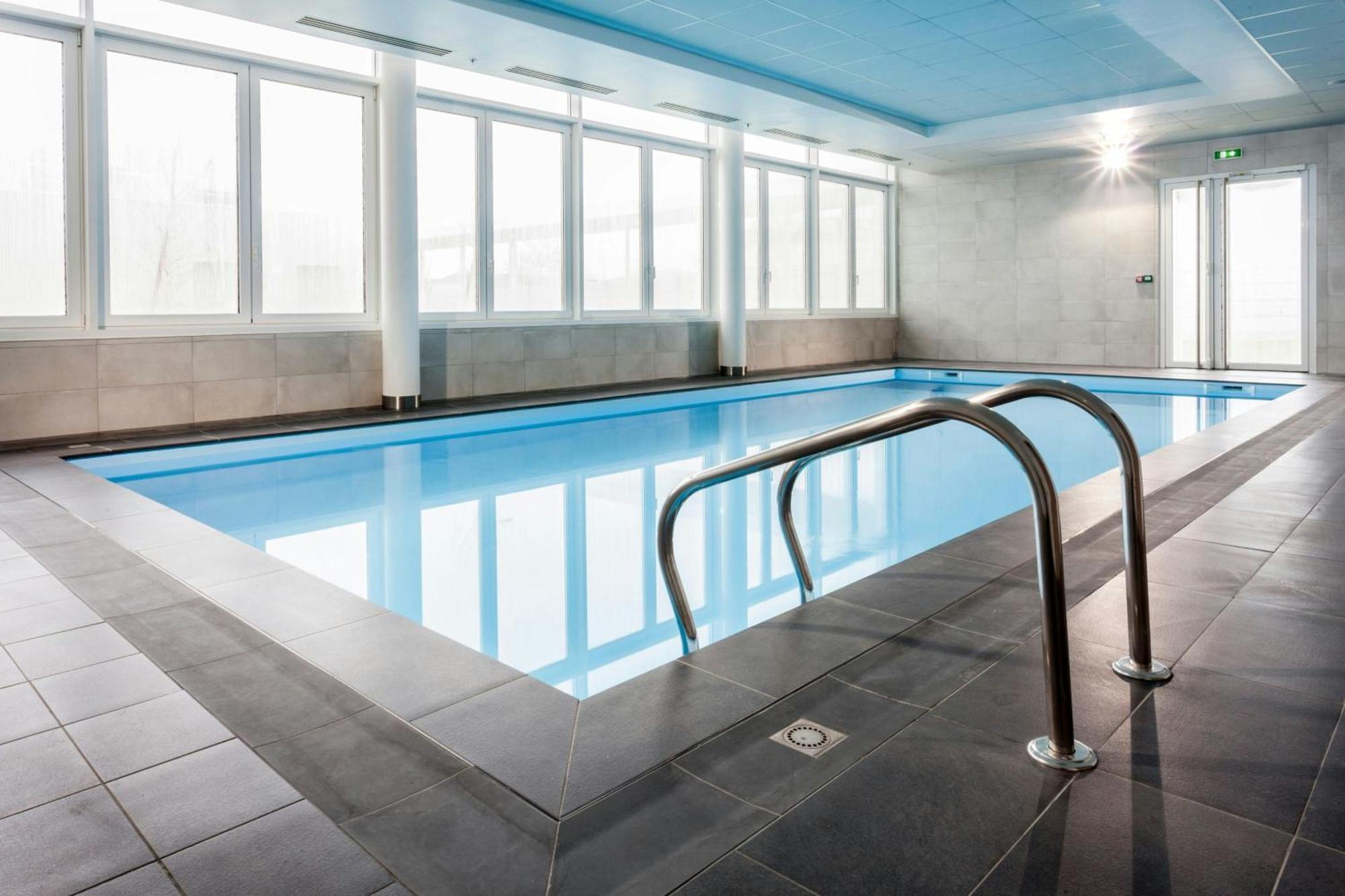 Ac Hotel By Marriott Paris Le Bourget Airport Dugny Екстериор снимка