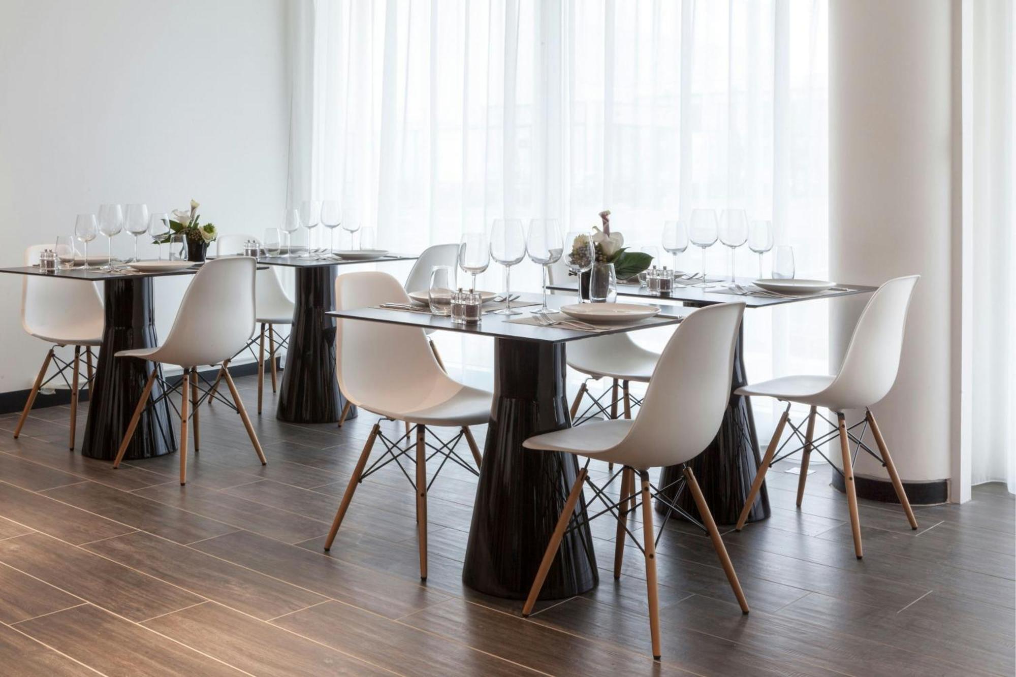 Ac Hotel By Marriott Paris Le Bourget Airport Dugny Екстериор снимка