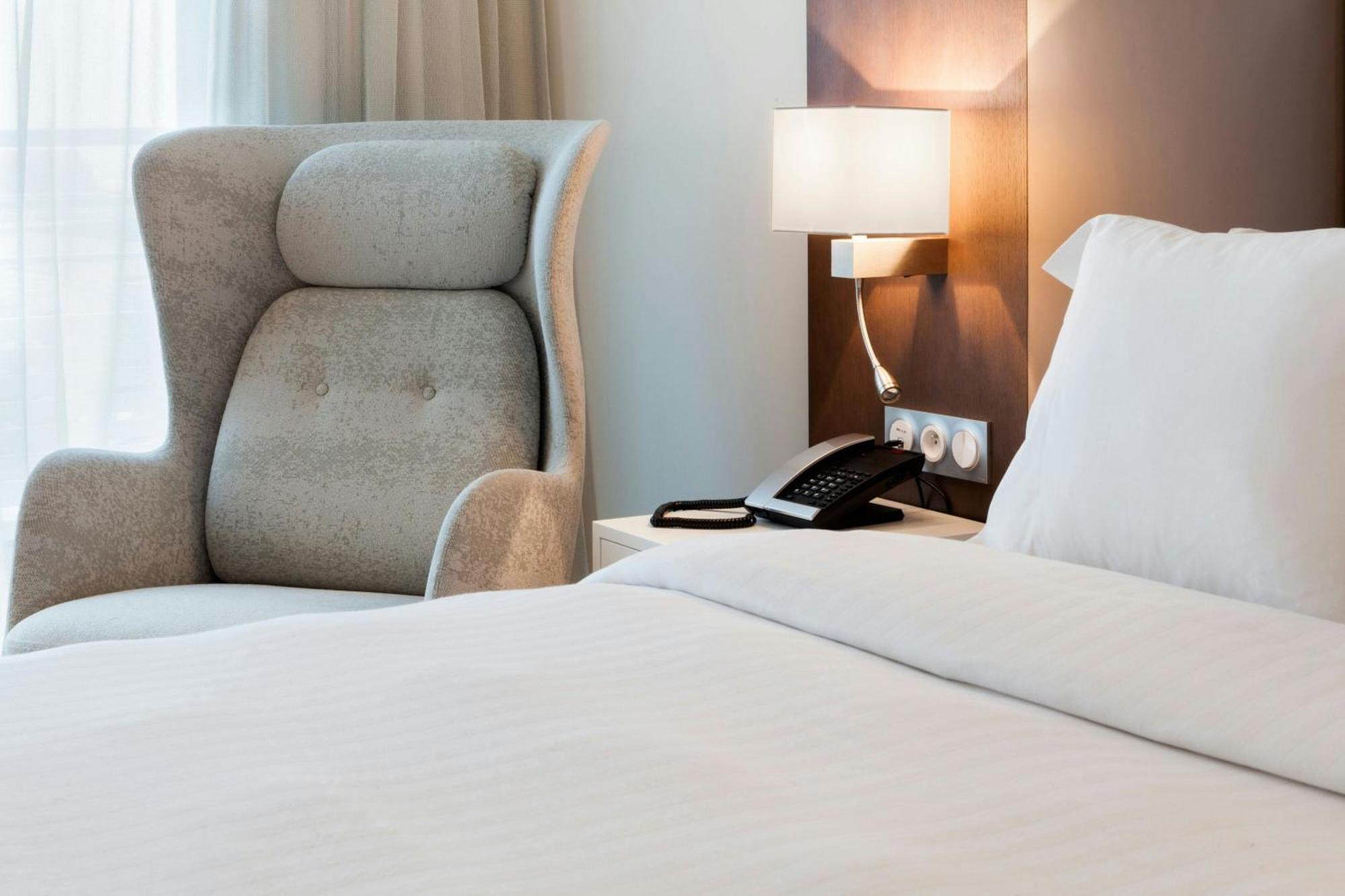Ac Hotel By Marriott Paris Le Bourget Airport Dugny Екстериор снимка