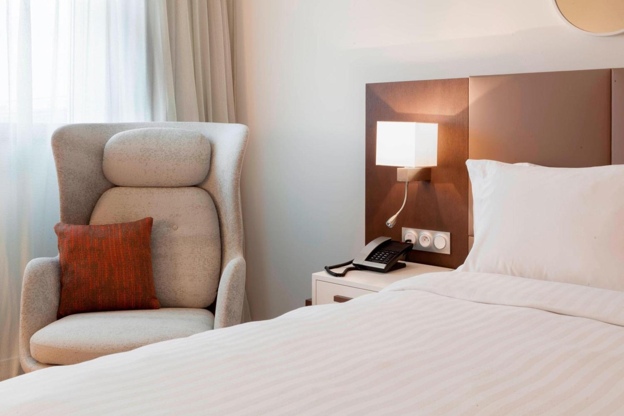 Ac Hotel By Marriott Paris Le Bourget Airport Dugny Екстериор снимка